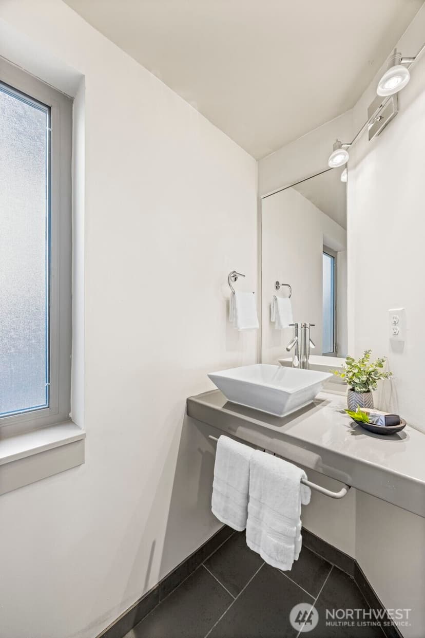 Property photo for 3926 S Brandon Street #B, Seattle photo 13