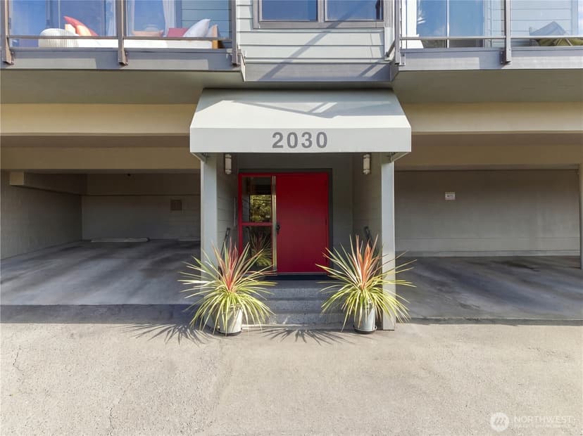 Property photo for 2030 13th Avenue W #101, Seattle photo 21