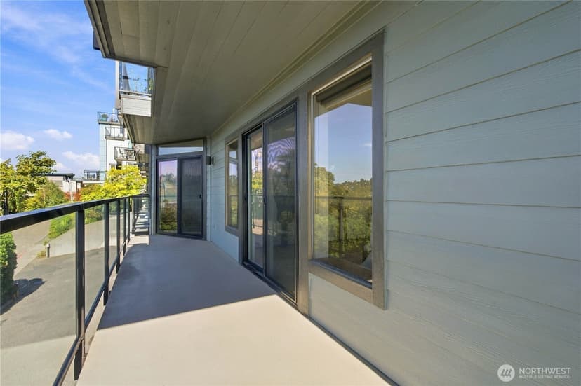 Property photo for 2030 13th Avenue W #101, Seattle photo 20