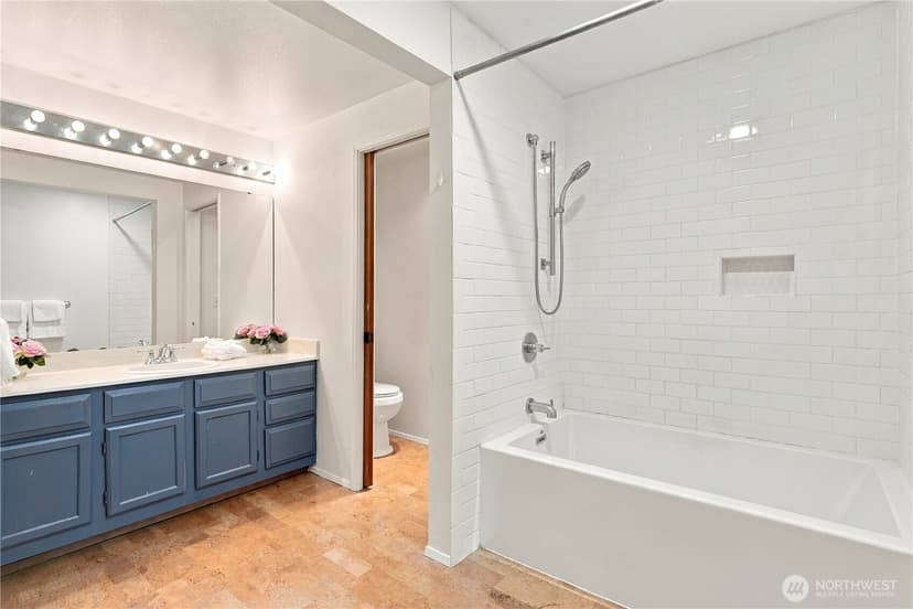 Property photo for 2030 13th Avenue W #101, Seattle photo 10