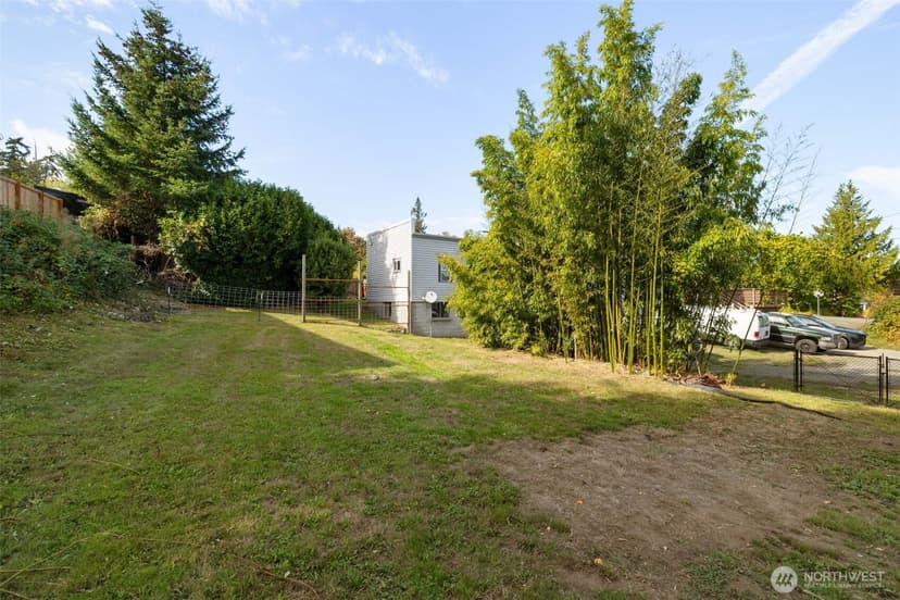 Property photo for 1405 Flower Avenue, Port Orchard photo 3