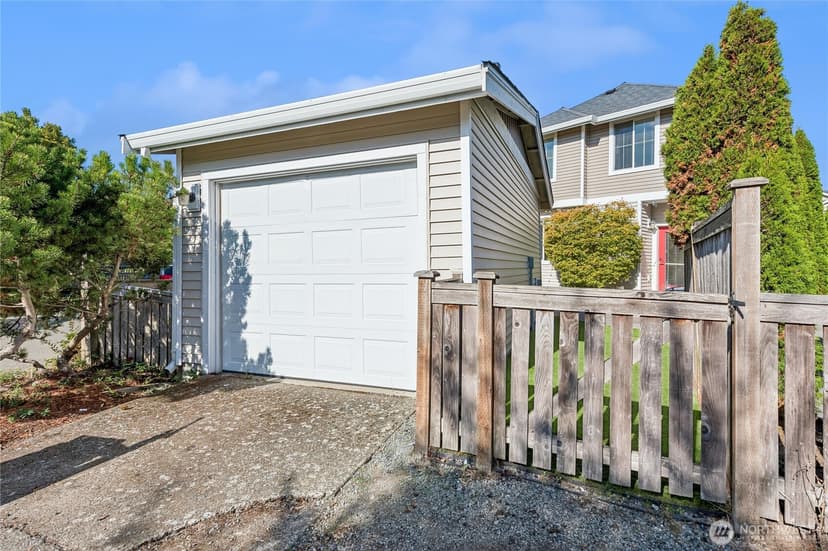 Property photo for 3019 SW Morgan Street, Seattle photo 24