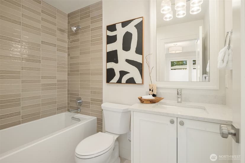 Property photo for 10927 103rd Avenue NE, Kirkland photo 18