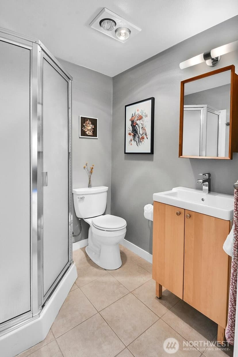 Property photo for 9013 25th Avenue NE, Seattle photo 21