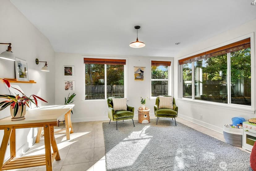Property photo for 9013 25th Avenue NE, Seattle photo 14