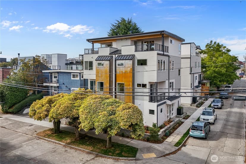 Property photo for 4469 Linden Avenue N, Seattle