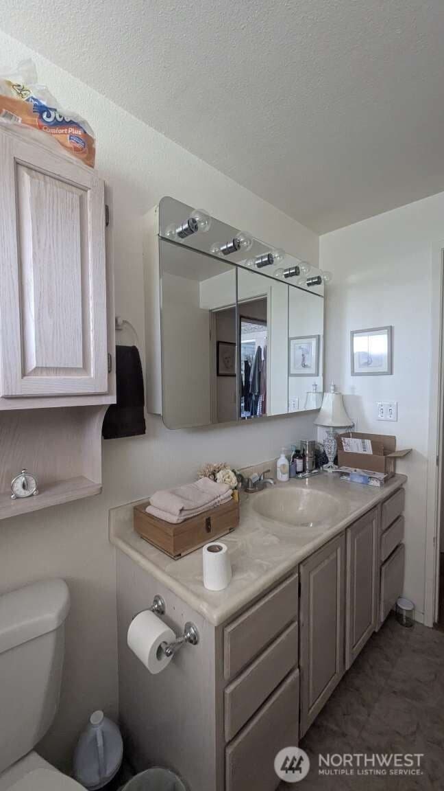Property photo for 7121 Citrine Lane SW, Lakewood photo 13
