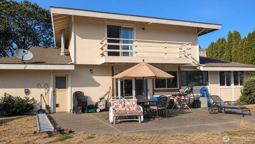 Property photo for 7121 Citrine Lane SW, Lakewood