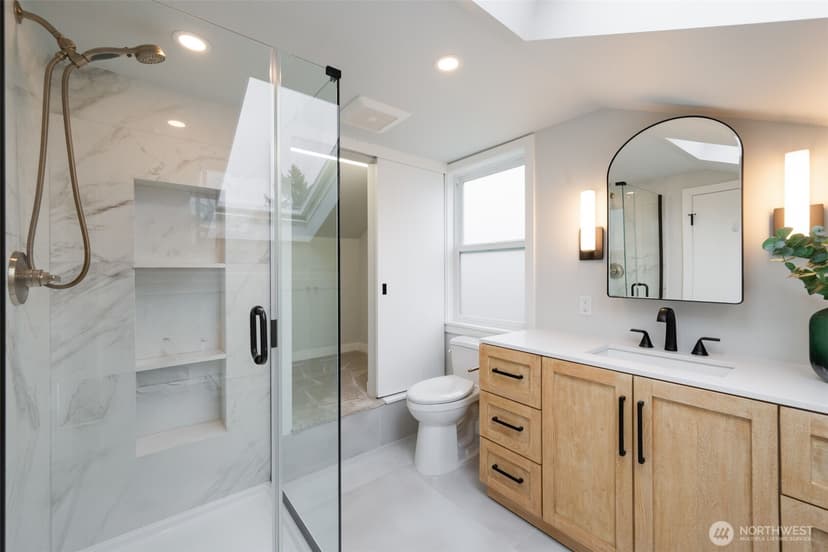 Property photo for 5305 SW Orleans Street, Seattle photo 25