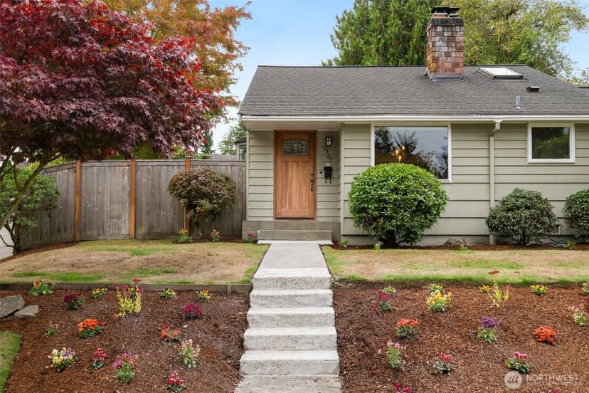 Property photo for 5305 SW Orleans Street, Seattle photo 3