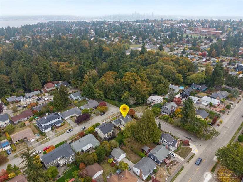 Property photo for 5305 SW Orleans Street, Seattle photo 38