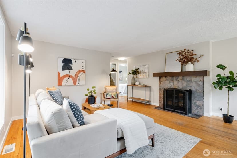 Property photo for 5305 SW Orleans Street, Seattle photo 6