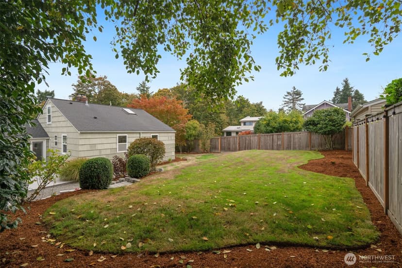 Property photo for 5305 SW Orleans Street, Seattle photo 31