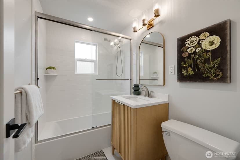 Property photo for 5305 SW Orleans Street, Seattle photo 20