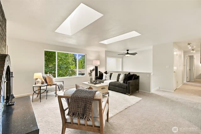 Property photo for 13544 127th Avenue NE, Kirkland photo 5