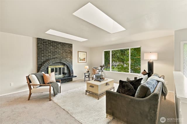 Property photo for 13544 127th Avenue NE, Kirkland photo 3