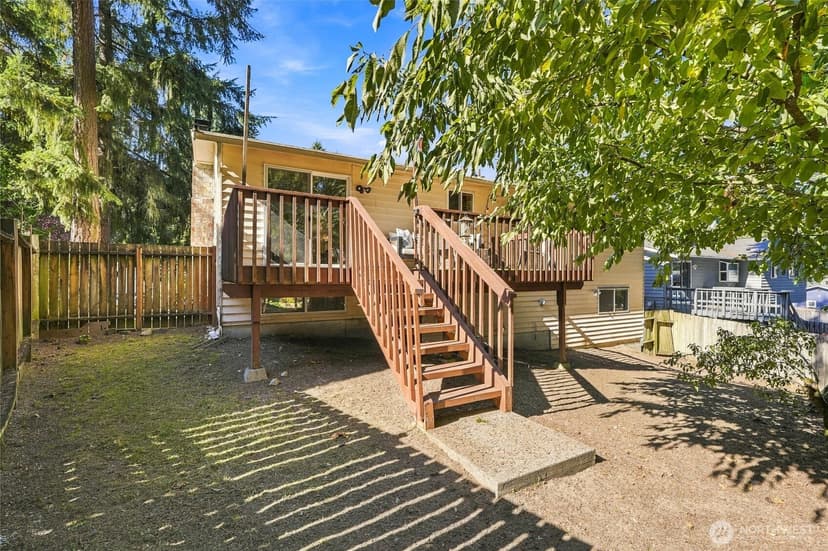 Property photo for 13544 127th Avenue NE, Kirkland photo 33