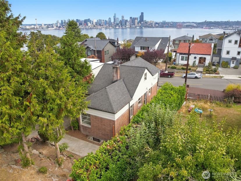 Property photo for 1317 California Avenue SW, Seattle photo 36