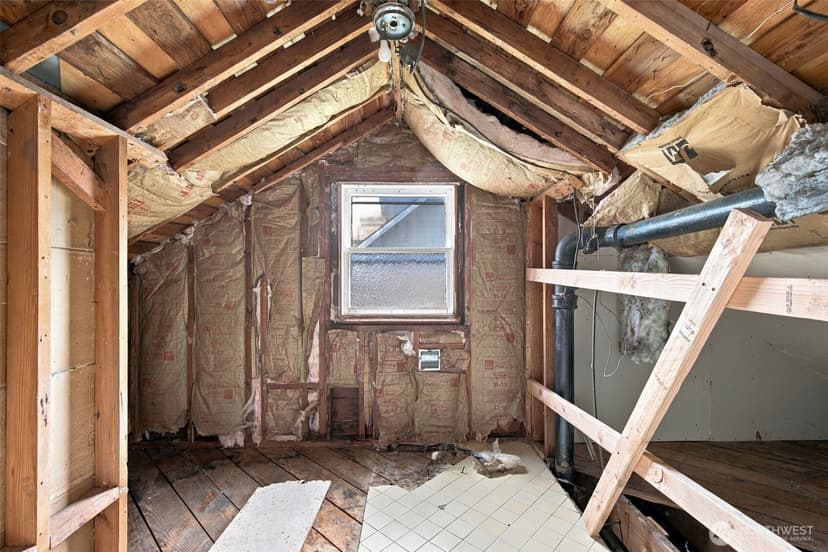 Property photo for 1317 California Avenue SW, Seattle photo 23