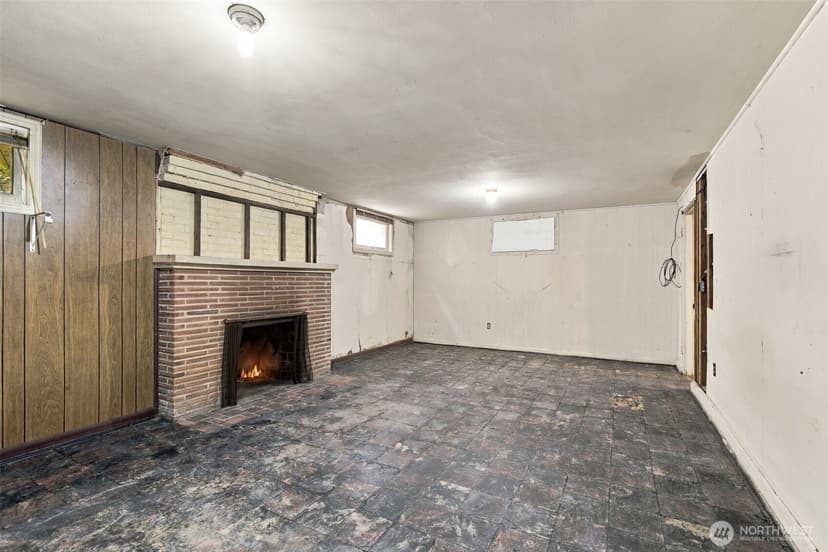 Property photo for 1317 California Avenue SW, Seattle photo 24
