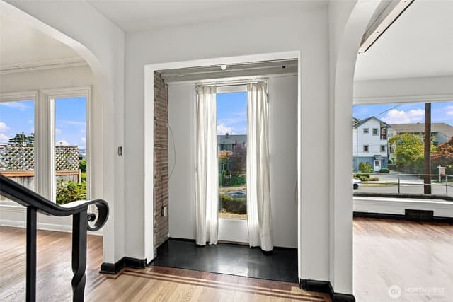 Property photo for 1317 California Avenue SW, Seattle photo 3
