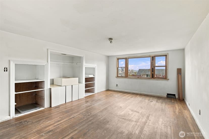 Property photo for 1317 California Avenue SW, Seattle photo 20