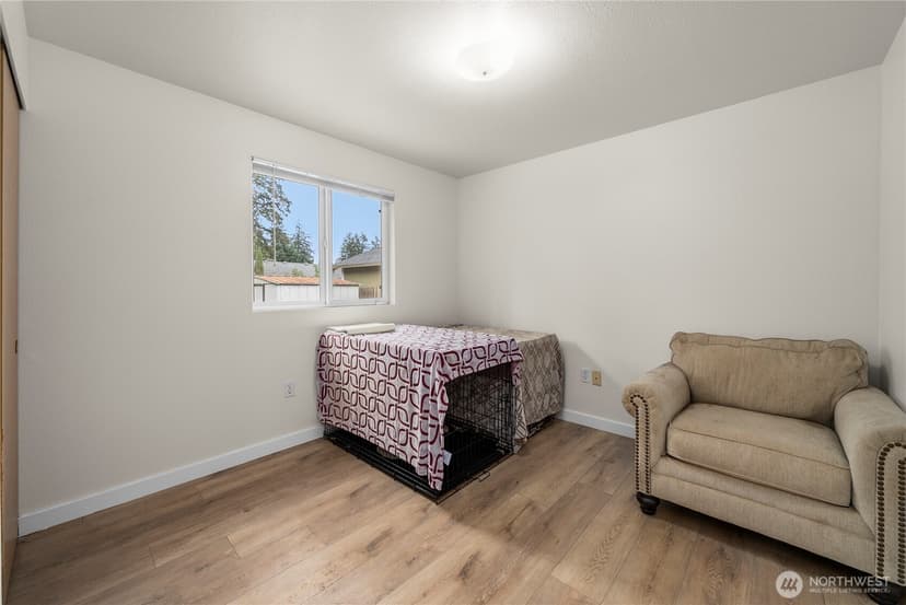 Property photo for 14301 1st Avenue E, Tacoma photo 19