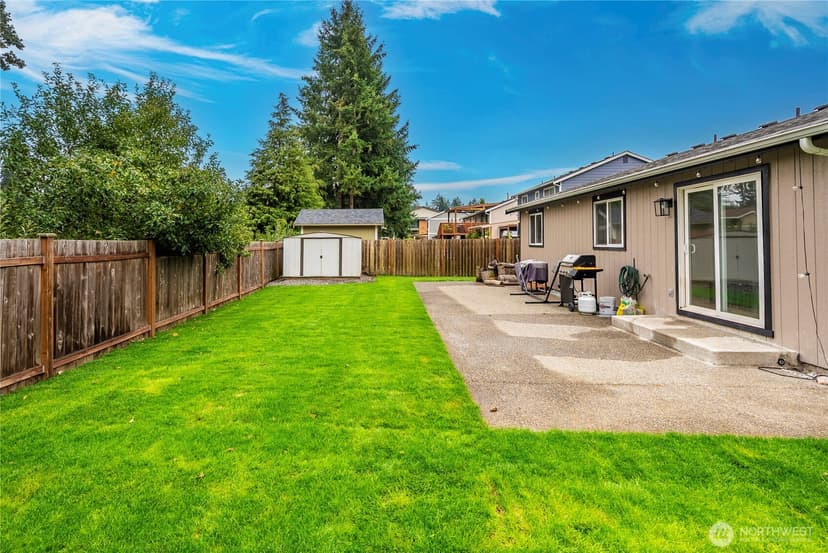 Property photo for 14301 1st Avenue E, Tacoma photo 23