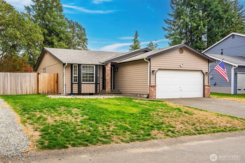 Property photo for 14301 1st Avenue E, Tacoma photo 2