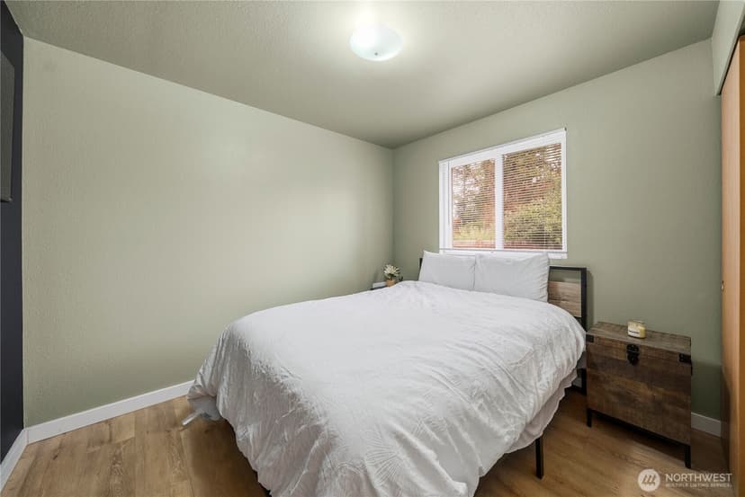 Property photo for 14301 1st Avenue E, Tacoma photo 18