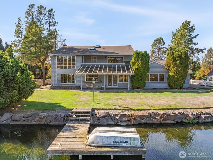 Property photo for 1350 85th Avenue NE, Clyde Hill photo 6