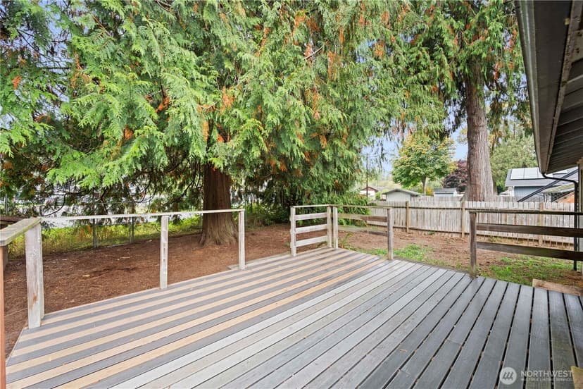 Property photo for 6900 19th Drive NE, Marysville photo 28