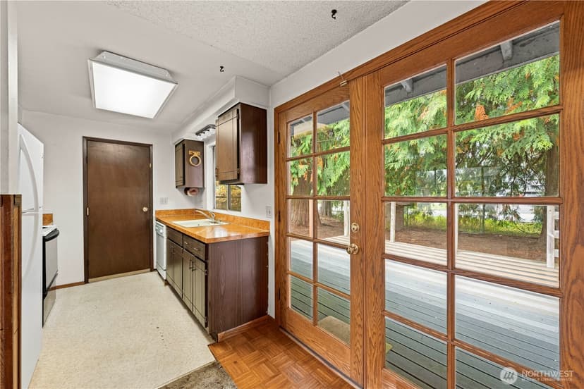 Property photo for 6900 19th Drive NE, Marysville photo 10