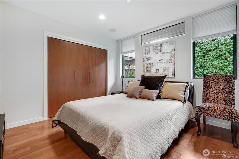 Property photo for 5210 Butterworth Road, Mercer Island photo 15
