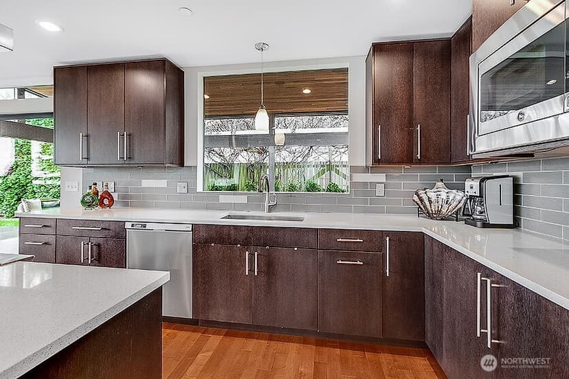 Property photo for 5210 Butterworth Road, Mercer Island photo 11