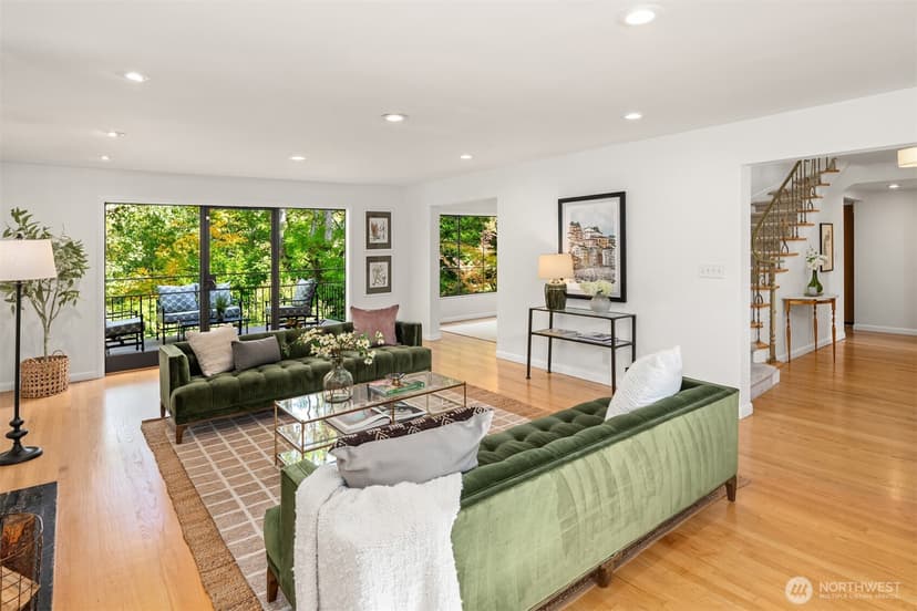 Property photo for 1512 Arboretum Place E, Seattle photo 4