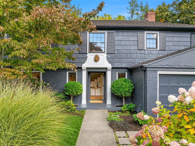 Property photo for 1512 Arboretum Place E, Seattle
