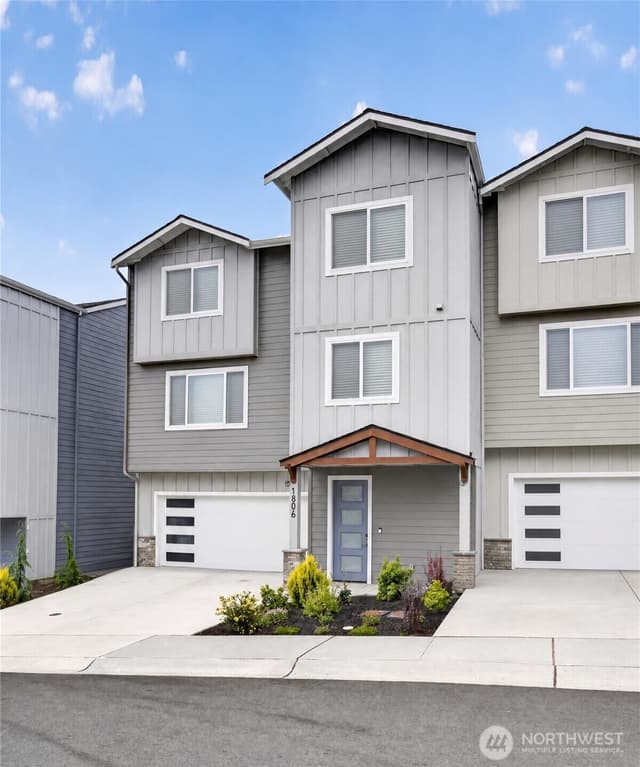 Property photo for 1806 25th Street, Snohomish photo 2