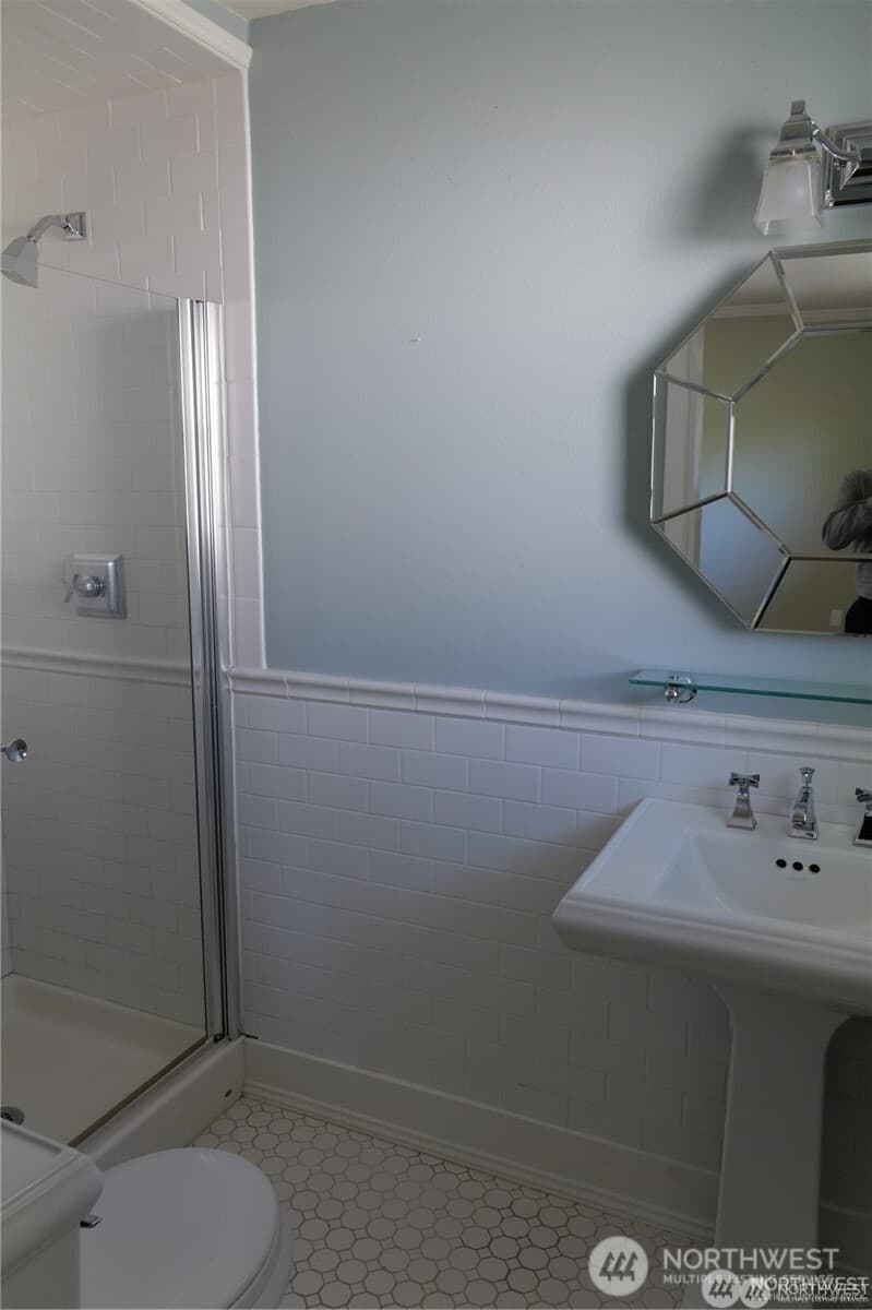 Property photo for 11602 SE 49th Street, Bellevue photo 11