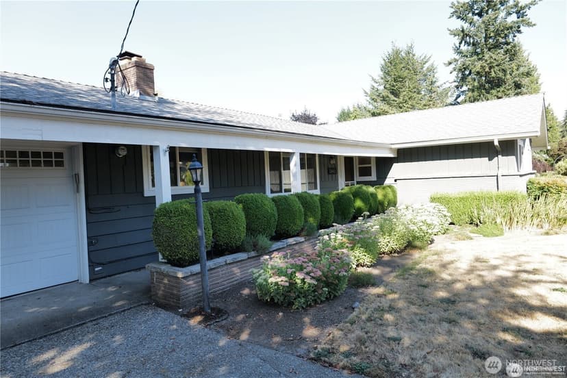 Property photo for 11602 SE 49th Street, Bellevue photo 20