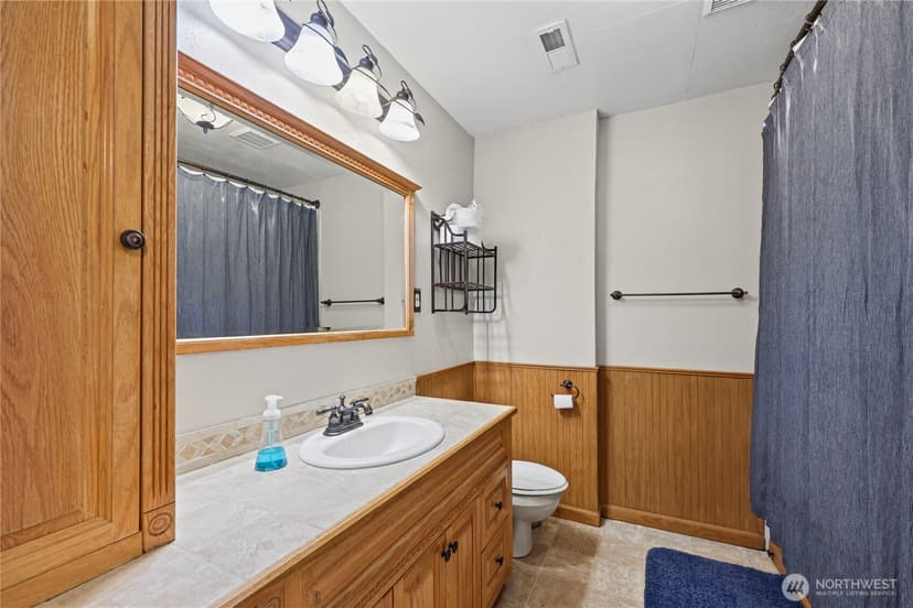 Property photo for 2072 Sidney Avenue, Port Orchard photo 19