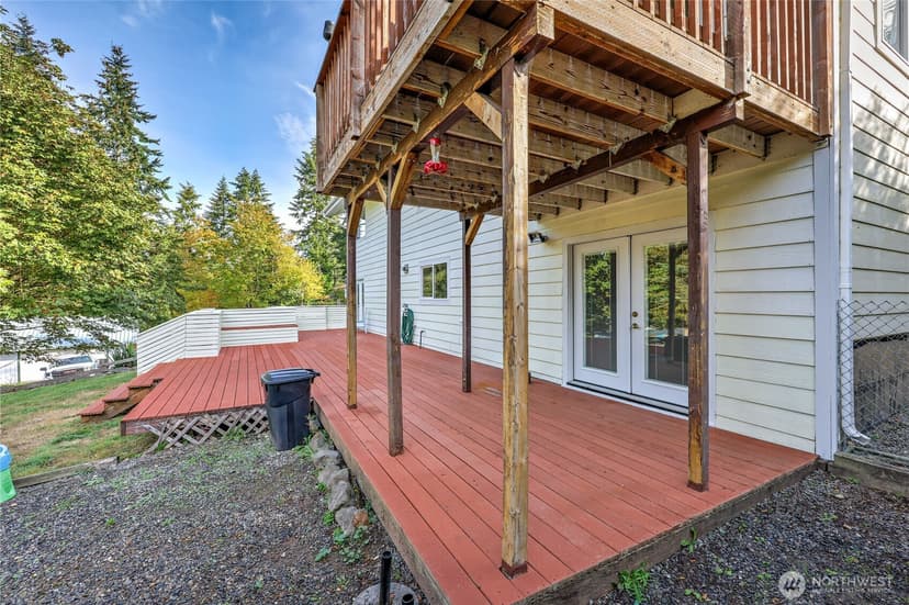 Property photo for 2072 Sidney Avenue, Port Orchard photo 4