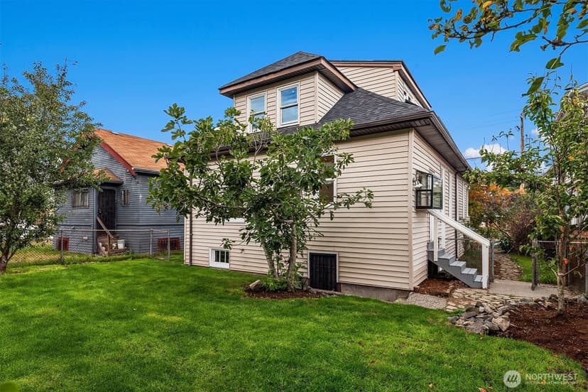 Property photo for 181 26th Avenue, Seattle photo 33