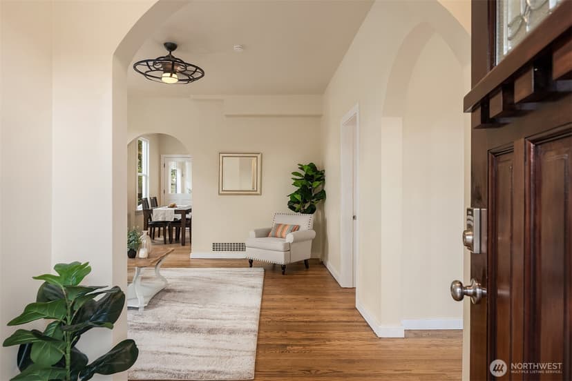 Property photo for 181 26th Avenue, Seattle photo 6