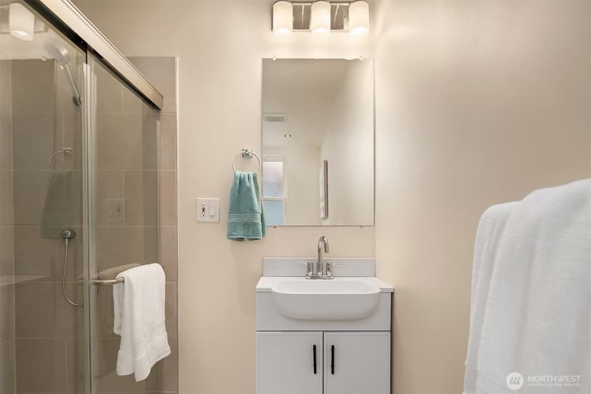 Property photo for 181 26th Avenue, Seattle photo 25