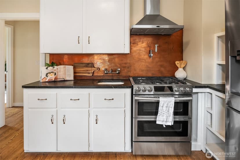 Property photo for 181 26th Avenue, Seattle photo 19