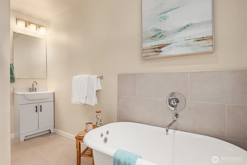 Property photo for 181 26th Avenue, Seattle photo 24
