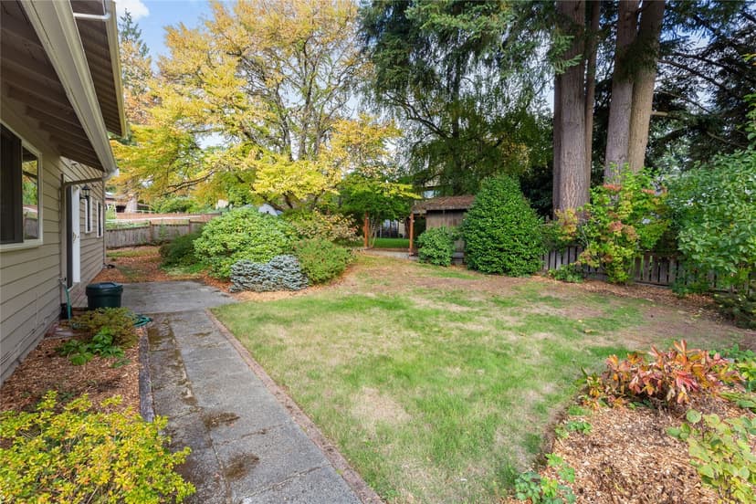 Property photo for 16321 NE 98th Street, Redmond photo 39