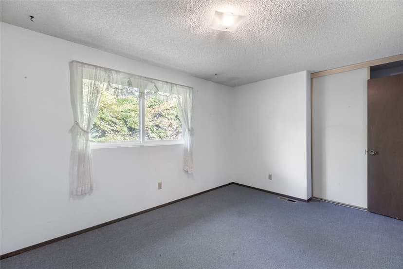 Property photo for 16321 NE 98th Street, Redmond photo 23