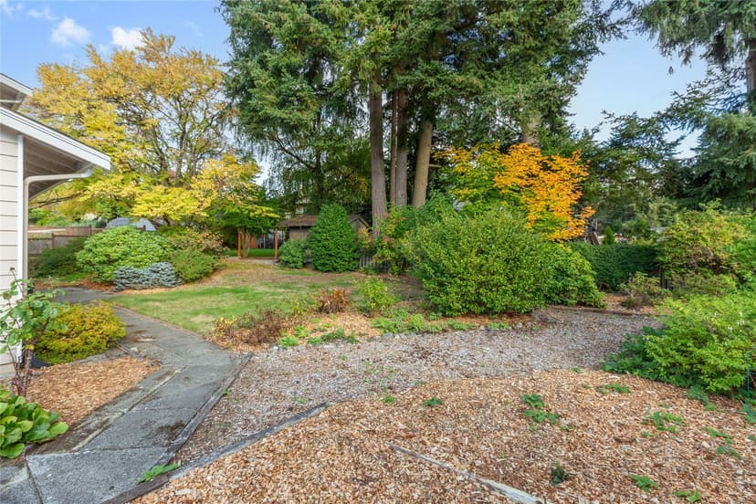 Property photo for 16321 NE 98th Street, Redmond photo 38